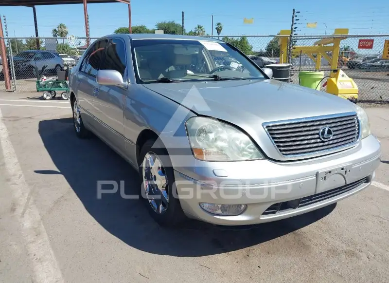 2002 Lexus LS430 photo