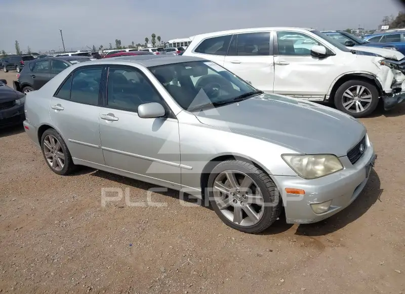 2002 Lexus IS300 фото
