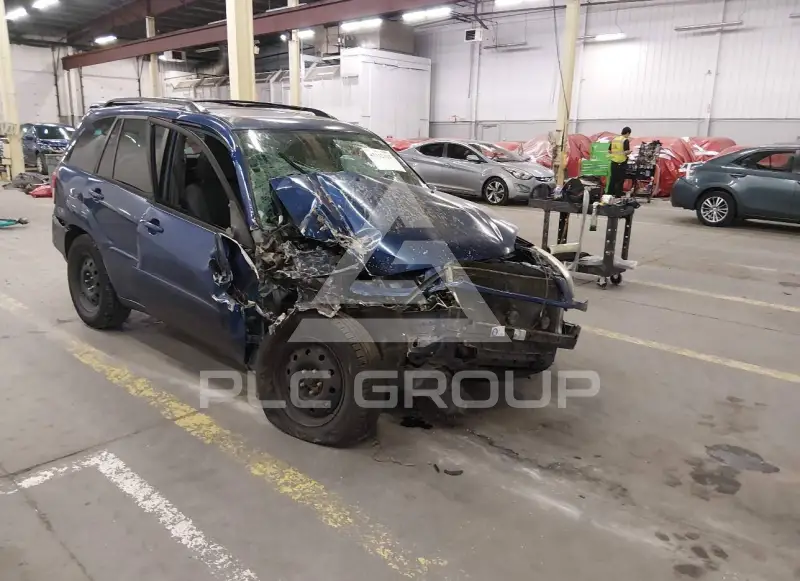 2002 Toyota RAV4 photo