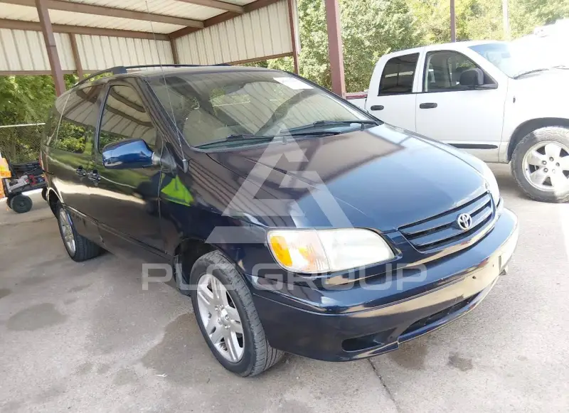 2002 Toyota SIENNA фото