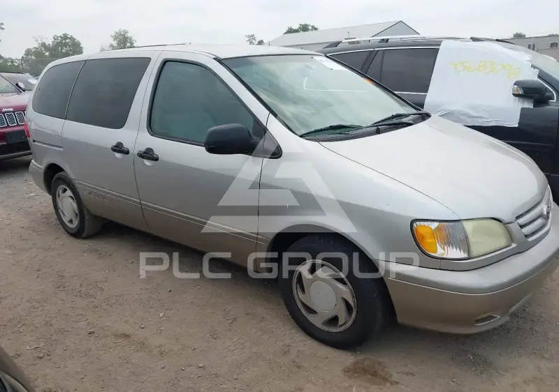 2002 Toyota SIENNA фото