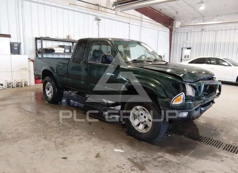 2002 Toyota TACOMA photo