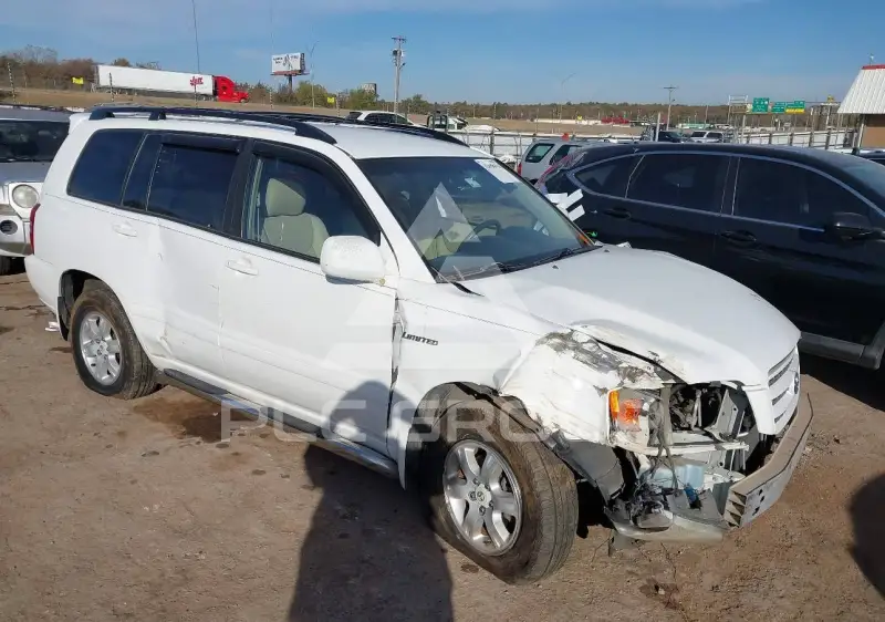 2002 Toyota Highlander фото