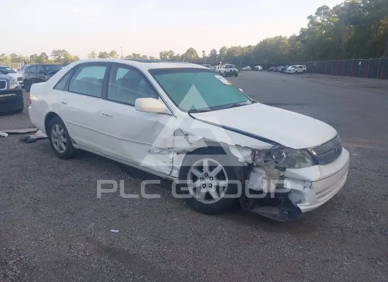 2002 Toyota AVALON photo