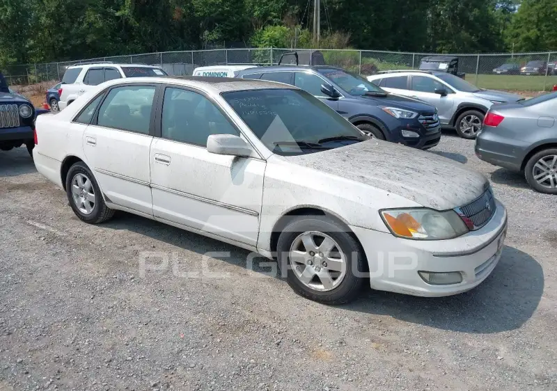 2002 Toyota AVALON фото