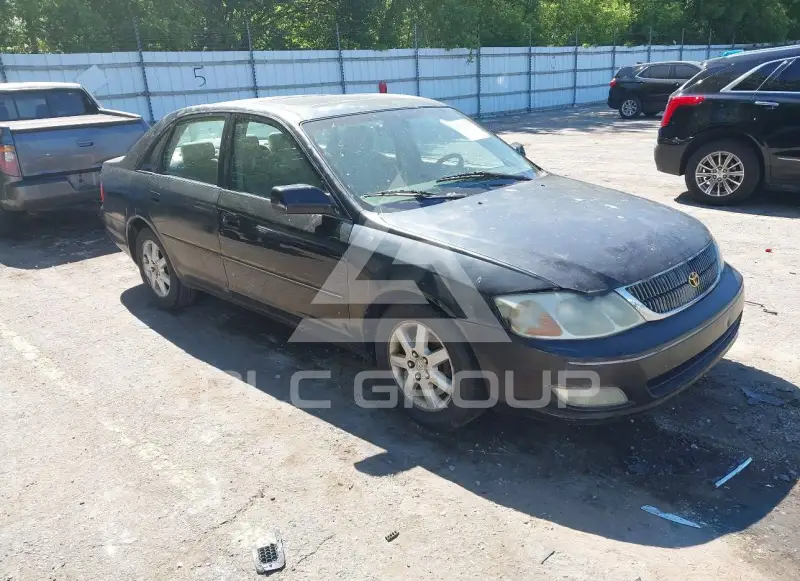 2002 Toyota AVALON фото