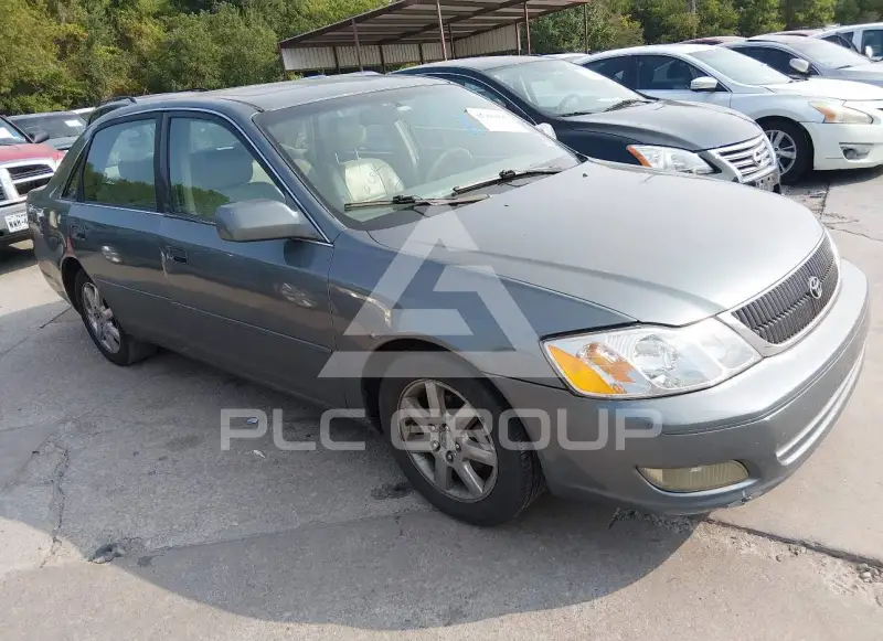 2002 Toyota AVALON фото