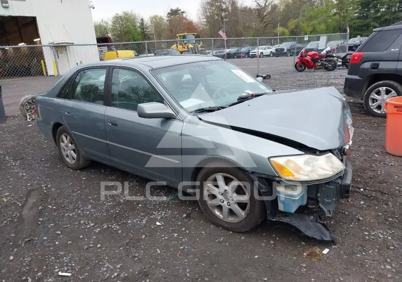 2002 Toyota AVALON фото
