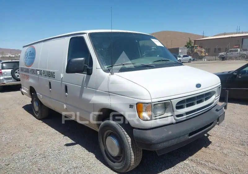 2002 Ford E-350 фото
