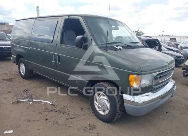 2002 Ford E-150 photo