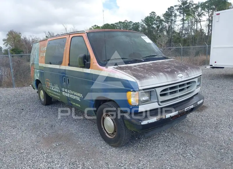 2002 Ford E-150 фото