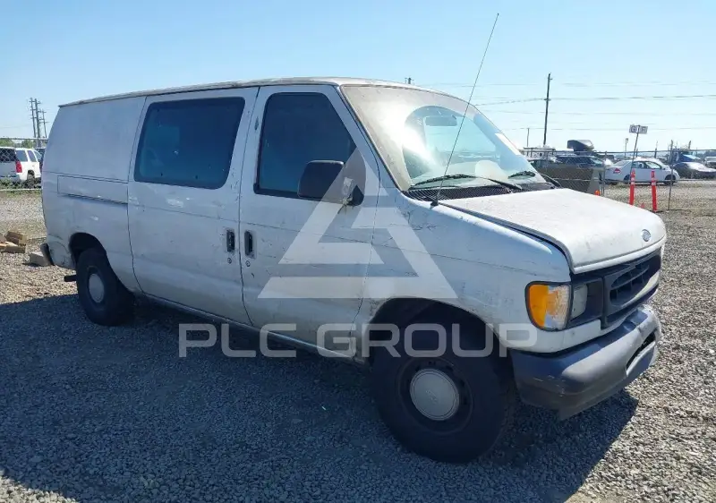 2002 Ford E-150 photo