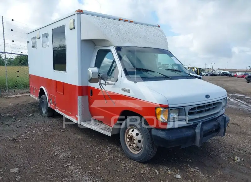 2002 Ford E-450 фото