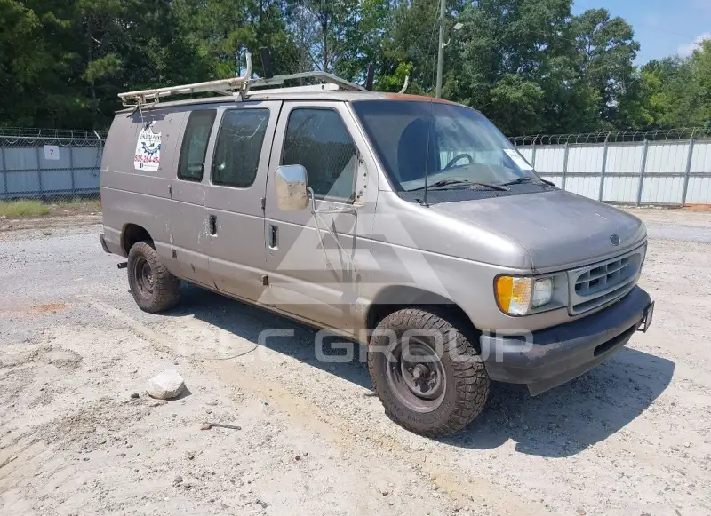 2002 Ford E-250 фото