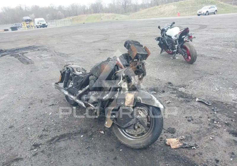 2003 Harley-Davidson FLTR фото