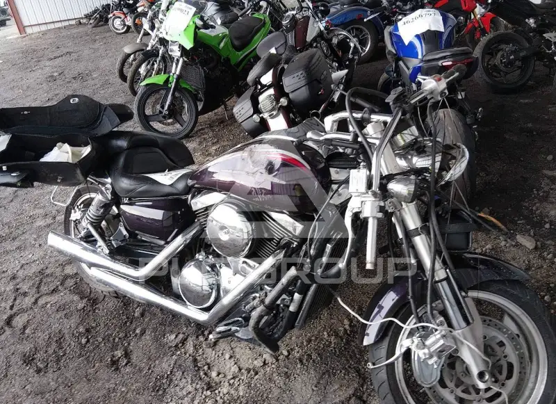 2003 Kawasaki VN1500 photo