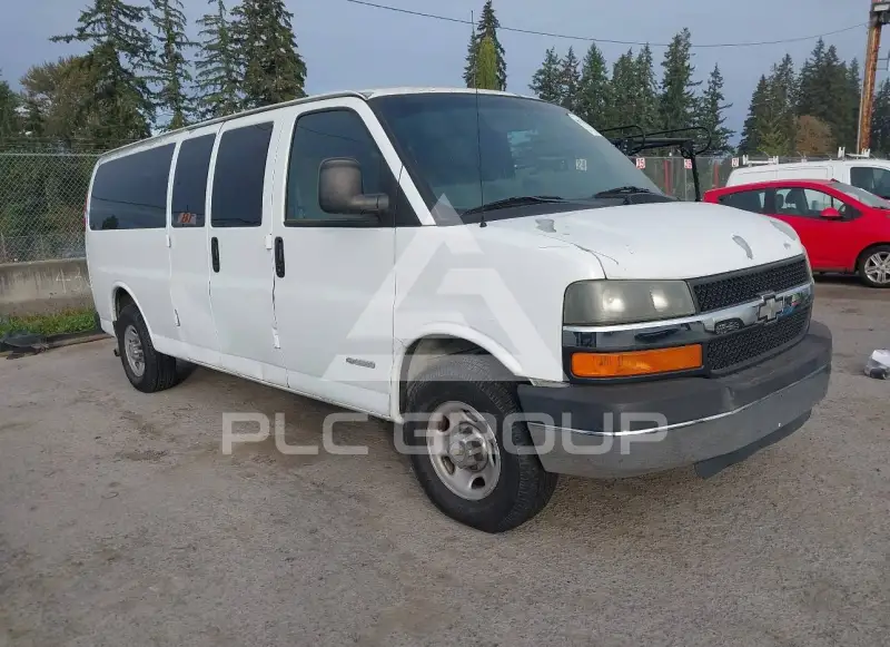2003 Chevrolet Express photo