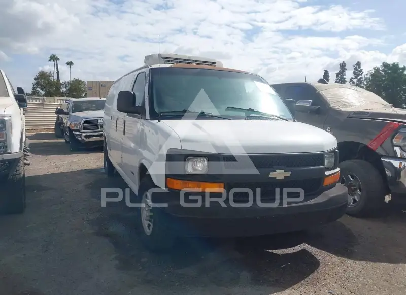 2003 Chevrolet Express photo