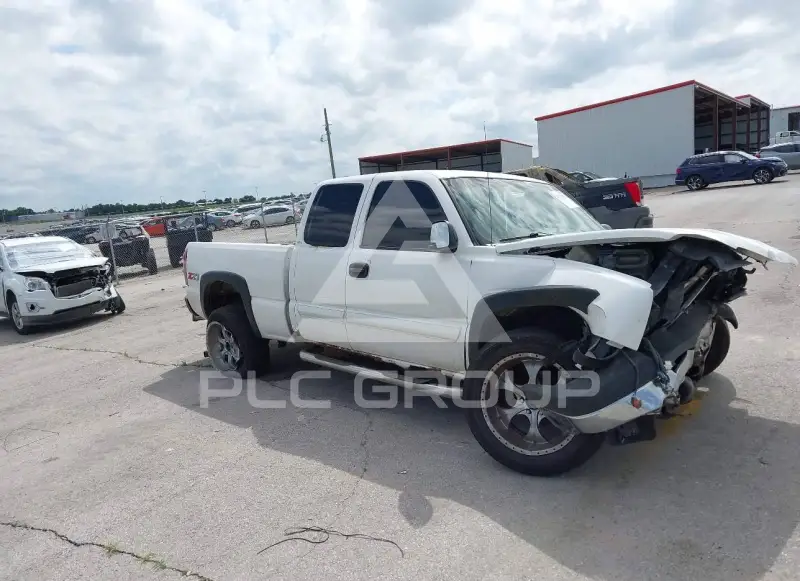 2003 Chevrolet Silverado фото