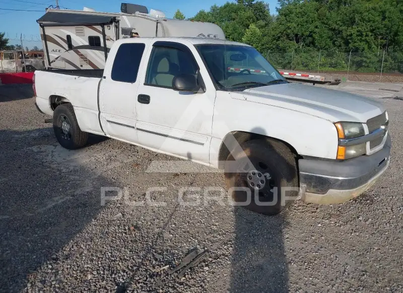2003 Chevrolet Silverado photo
