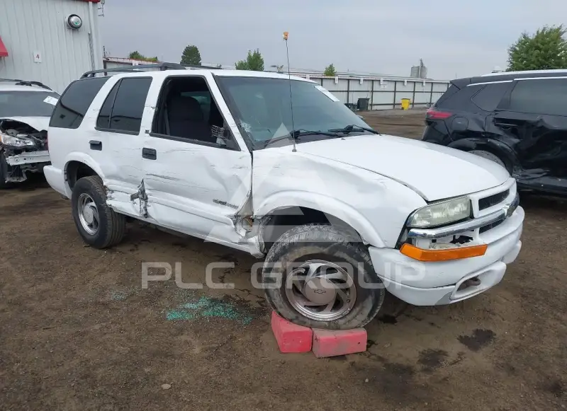 2003 Chevrolet Blazer photo