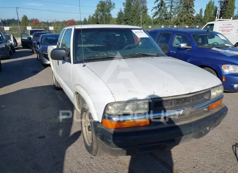 2003 Chevrolet S10 photo