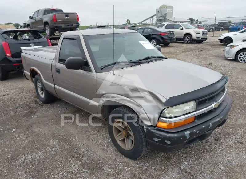 2003 Chevrolet S10 photo