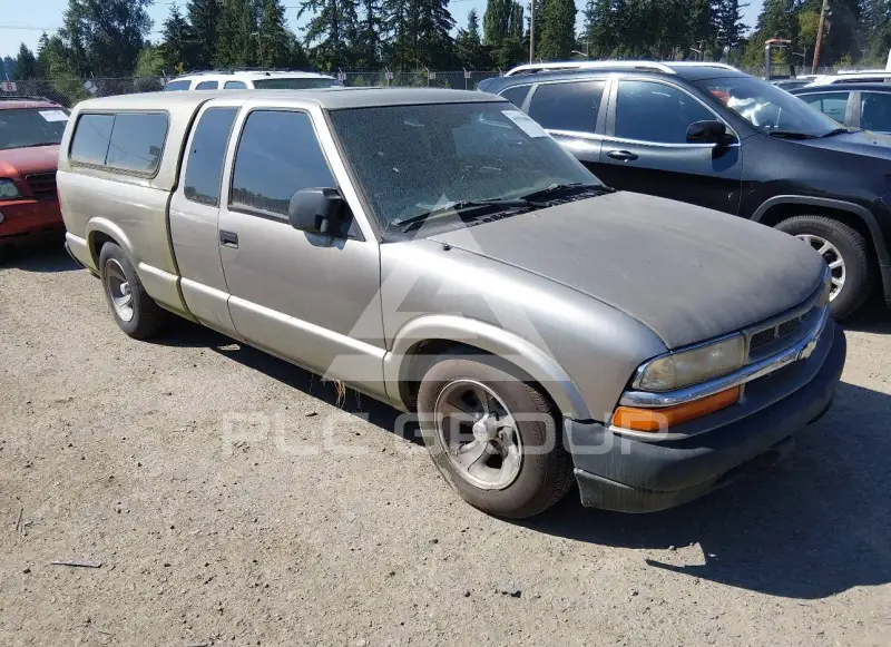 2003 Chevrolet S10 photo