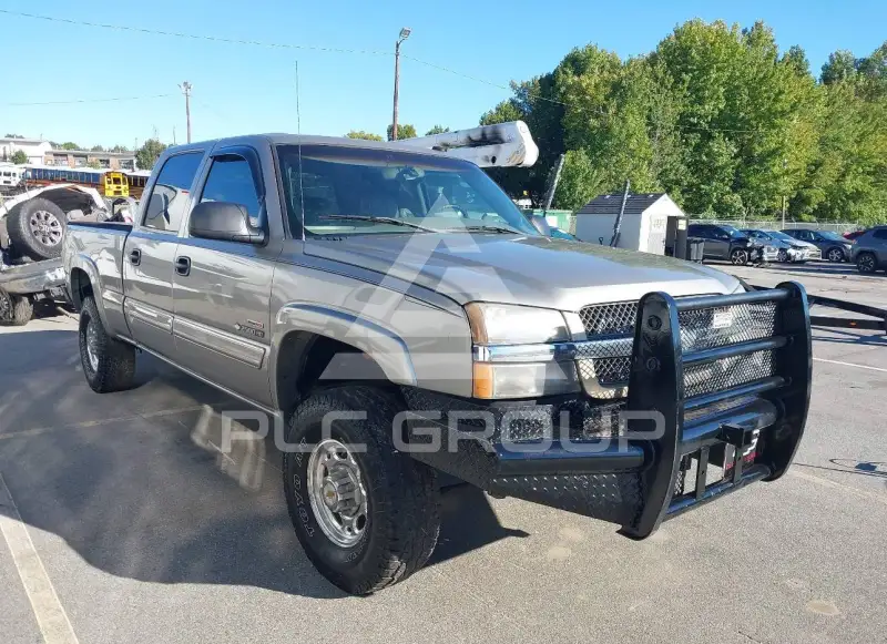 2003 Chevrolet Silverado photo