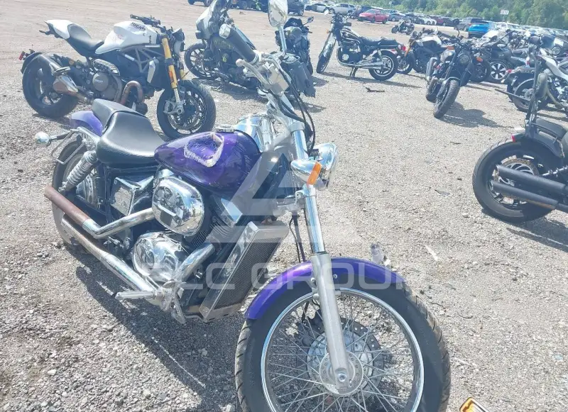 2003 Honda VT750 фото
