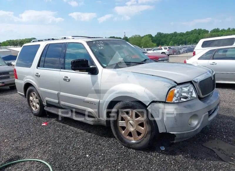 2003 Lincoln NAVIGATOR photo