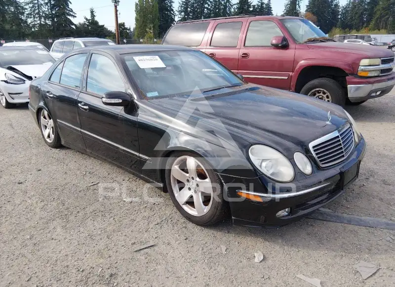 2003 Mercedes Benz E 320 photo