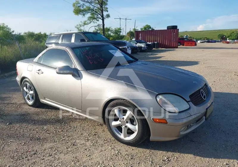 2003 Mercedes Benz SLK 320 фото