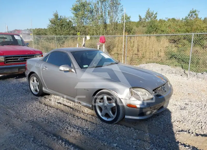 2003 Mercedes Benz SLK 320 photo