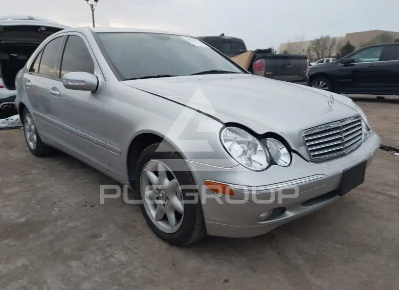 2003 Mercedes Benz C 240 фото