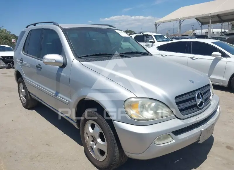 2003 Mercedes Benz ML 350 photo