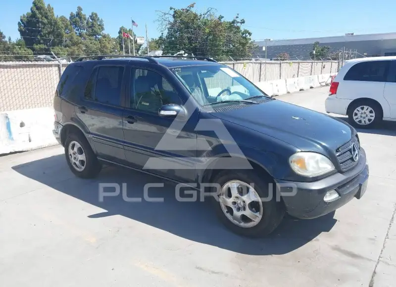 2003 Mercedes Benz ML 350 photo