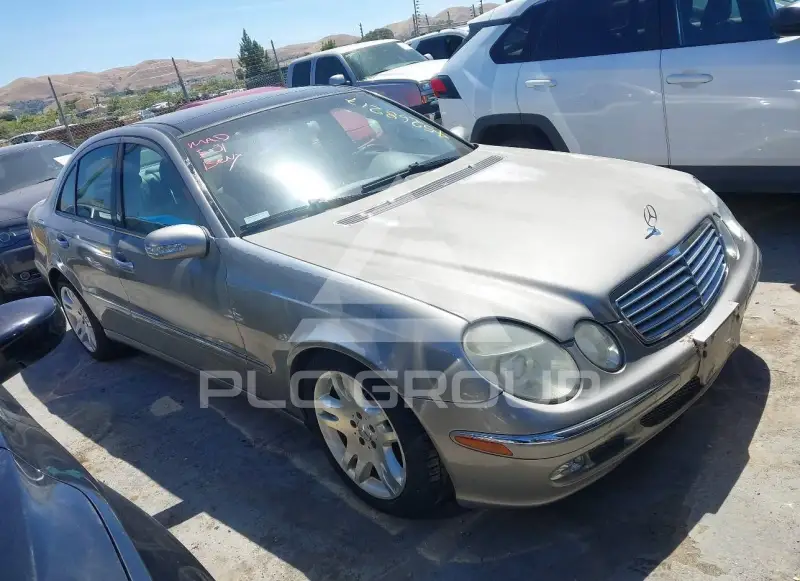 2003 Mercedes Benz E-Class photo