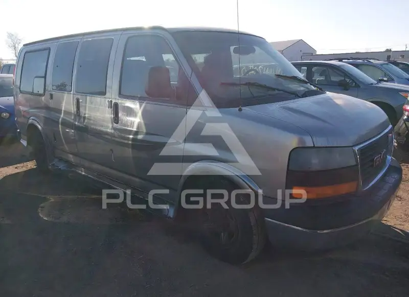 2003 GMC Savana photo