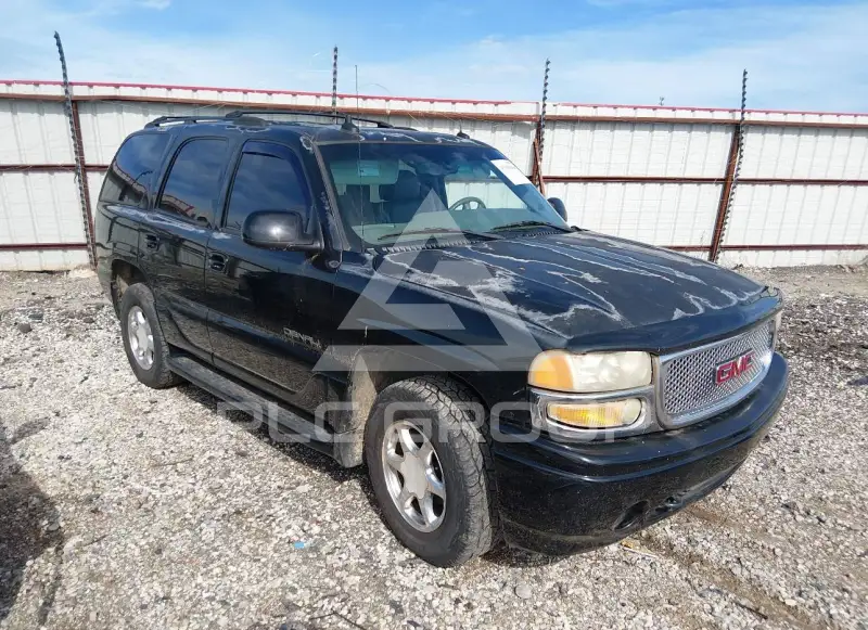 2003 GMC YUKON photo
