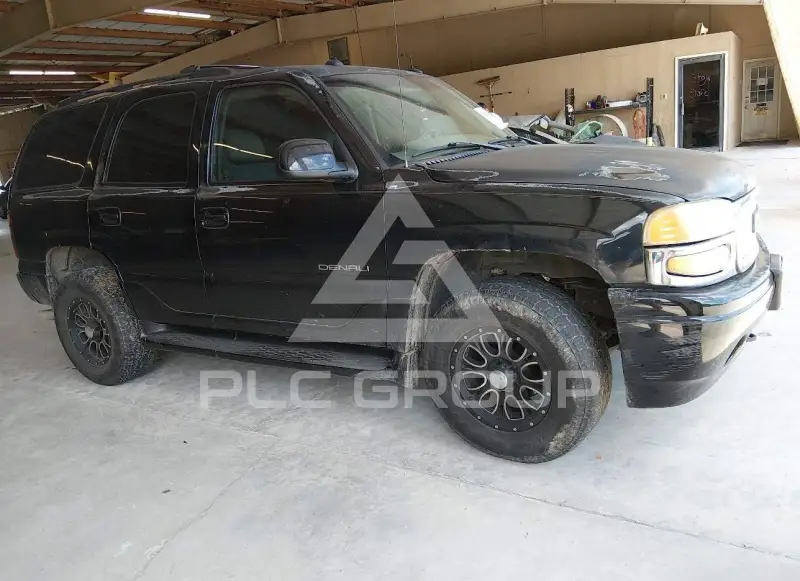2003 GMC YUKON photo