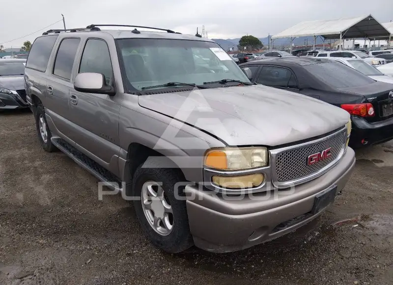 2003 GMC YUKON фото