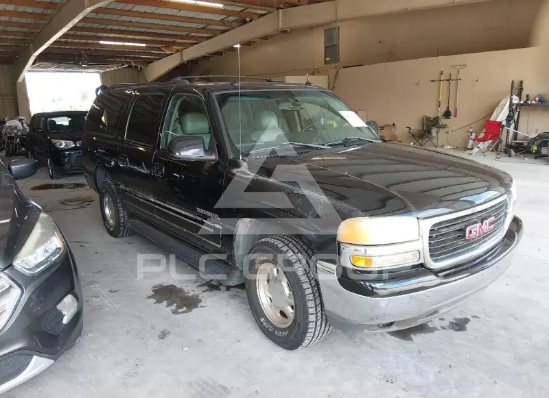 2003 GMC YUKON photo