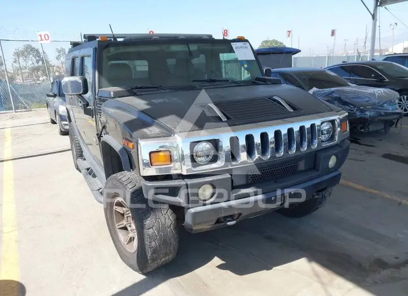 2003 Hummer H2 photo