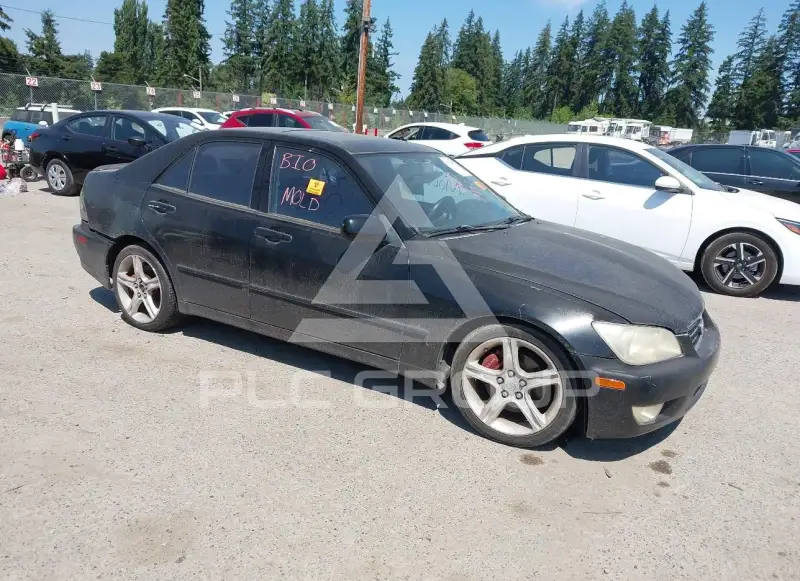 2003 Lexus IS300 photo