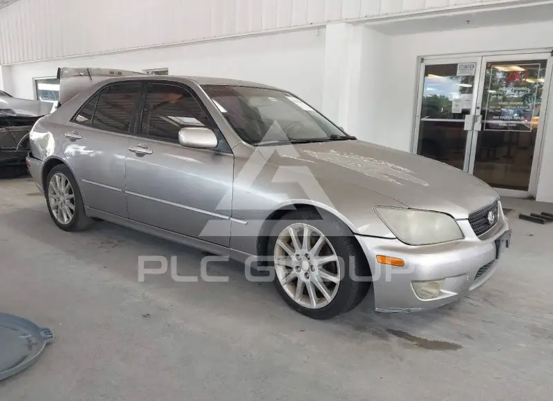 2003 Lexus IS300 photo