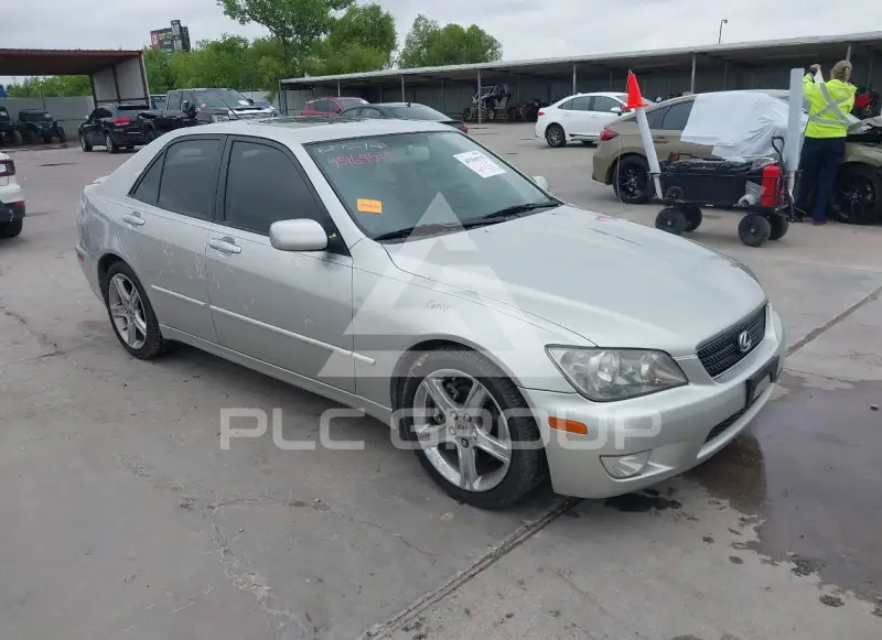 2003 Lexus IS300 фото