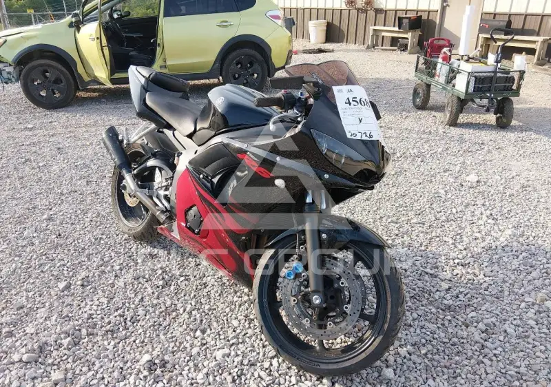 2003 Yamaha YZFR6 фото