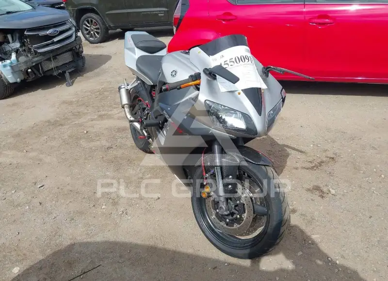 2003 Yamaha YZFR1 photo