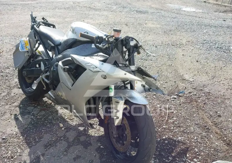 2003 Yamaha YZFR1 photo